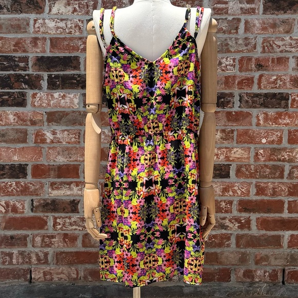 Dex bright floral mini dress with collar cutouts / L / Excellent condition - Picture 8 of 17